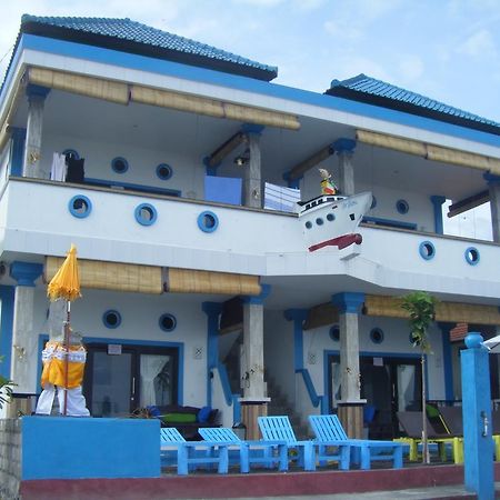 De Adema Guesthouse Amed  Exterior photo