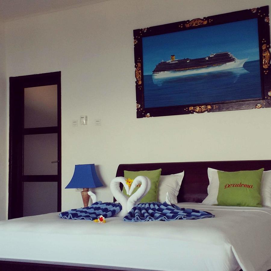 De Adema Guesthouse Amed  Exterior photo