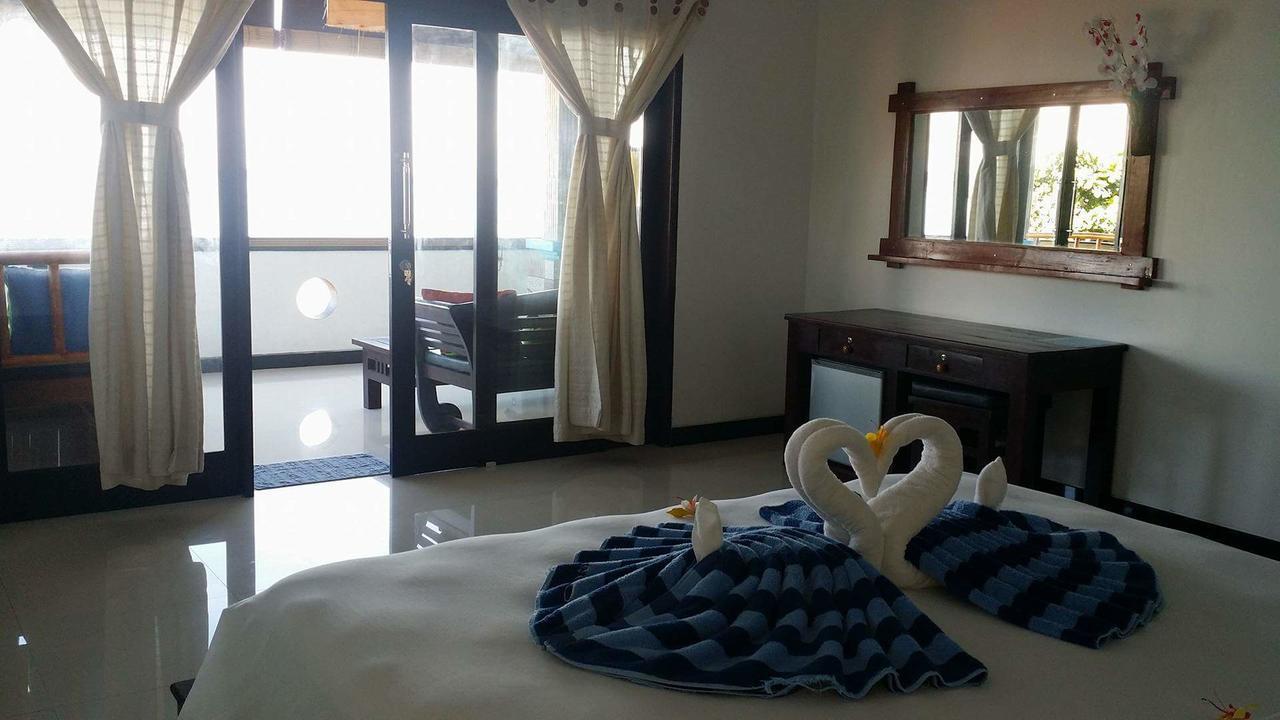 De Adema Guesthouse Amed  Exterior photo